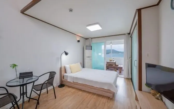 Geoje Kachi and Santorina Pension - Bina Özellikleri