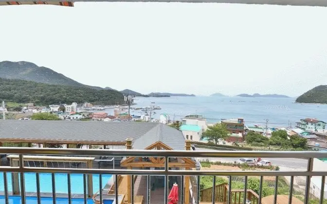 Geojedo Badamaru Pension