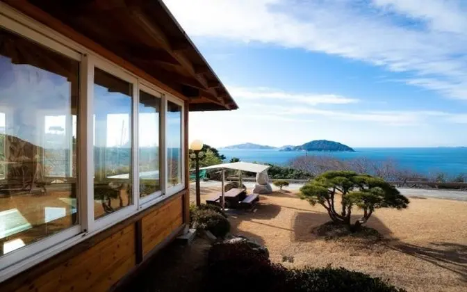 Geojedo Birds Hill Pension