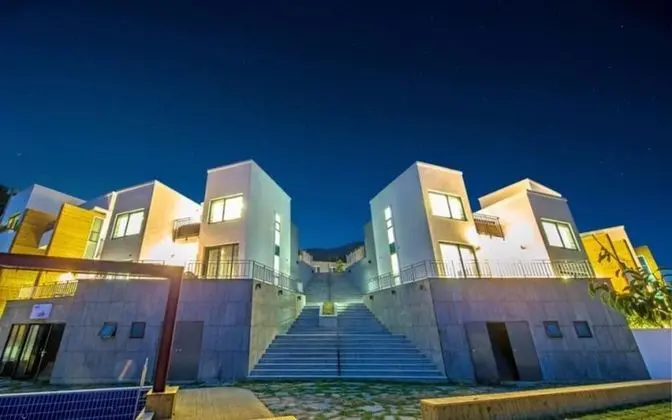 Geojedo Blue Hill Pension