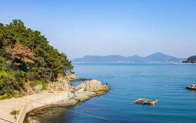 Geojedo Dodari Pension