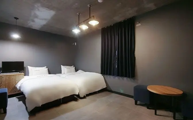 Geojedo Gohyeon Hotel Blue