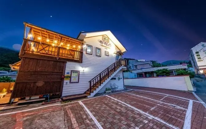 Geojedo Iris Pension