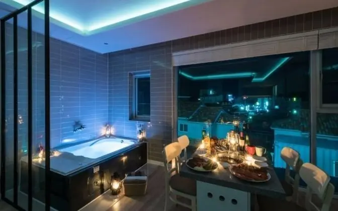 Geojedo Lovelyan Pension