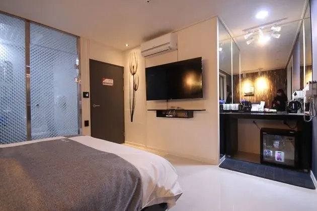 Geojedo Sadeung Holiday Unmanned Motel - Oda