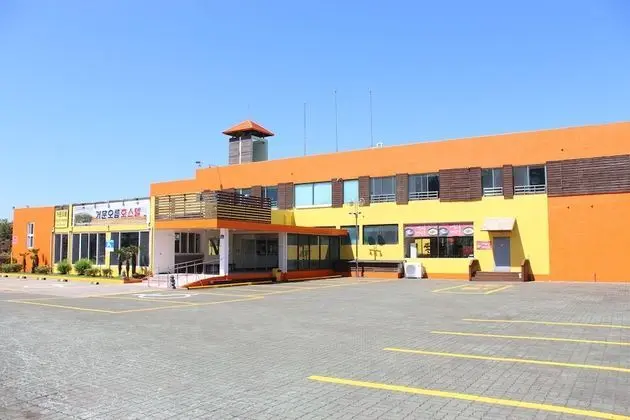Geomunoreum Hostel