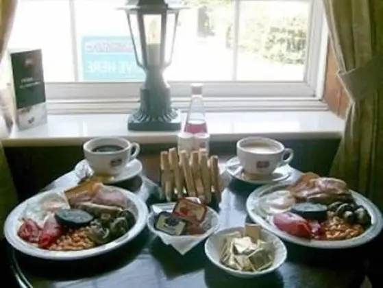 George Guest House - Yerinde Yemek
