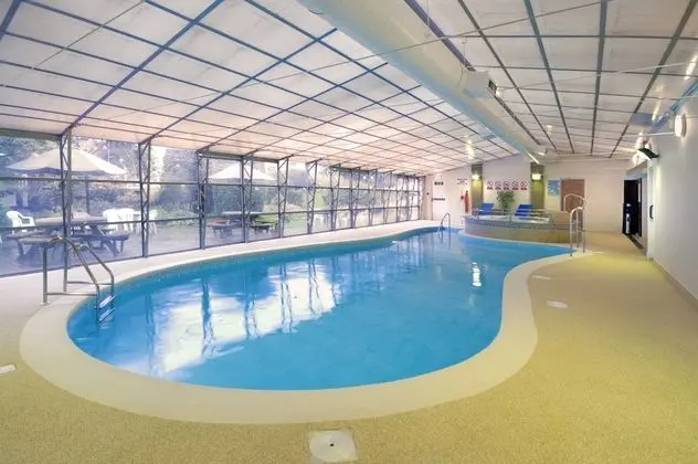 The George Hotel - Havuz
