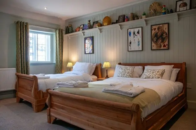The George Inn - Genel