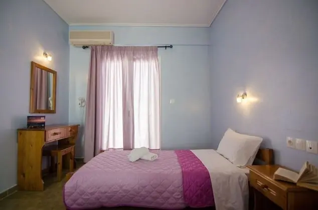 George & Irene Hotel - Oda