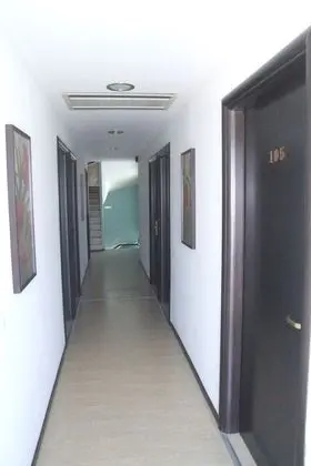 Hotel George - İç Mekan
