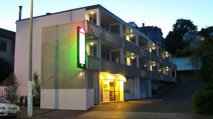 George Street Motel Apartments - Lobi