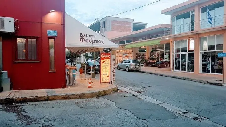 George's apartments by the airport - Dış Mekan