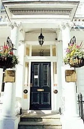 Georgian House Hotel