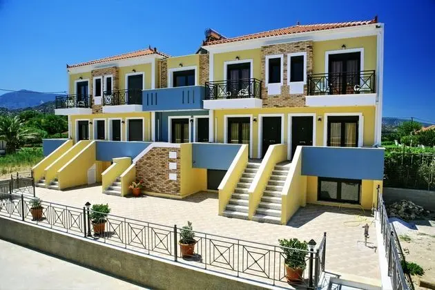 Gera Bay Studios and Apartments