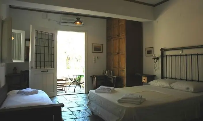 Gera's Olive Grove - Oda