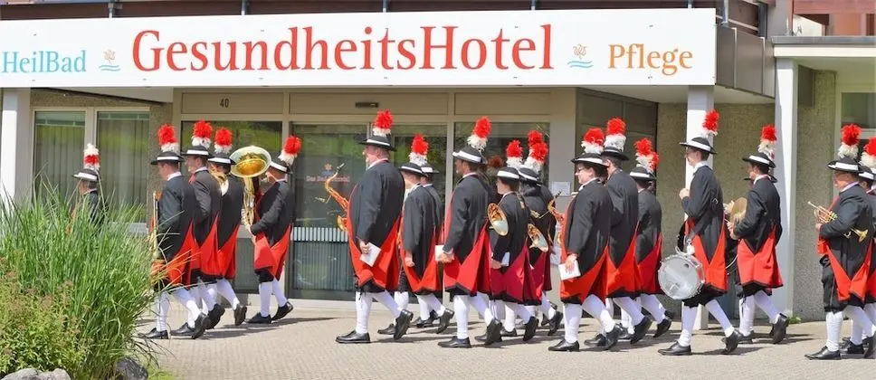 GesundheitsHotel Das Bad Peterstal - Dış Mekan