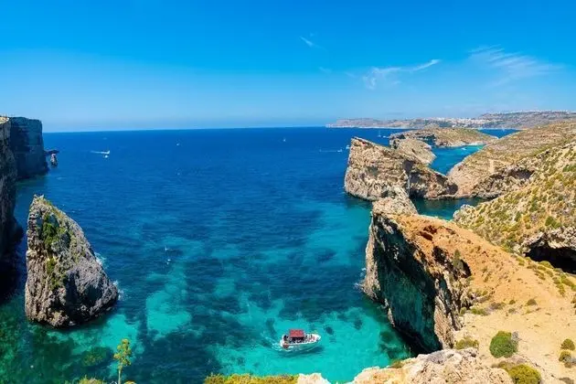 Getaway Npetto Gozo Villa and Shared Pool - Plaj