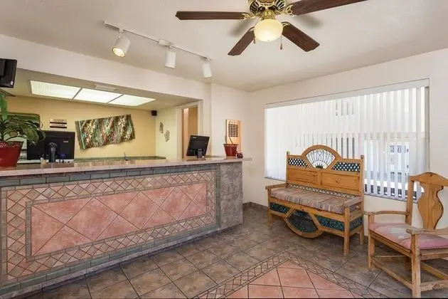 GetAways at Havasu Dunes Resort - Lobi