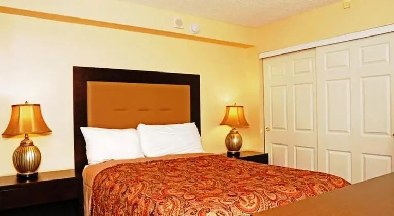 GetAways at Jockey Club - Oda