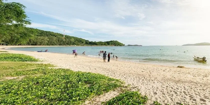 GetZleep House Sattahip - Plaj