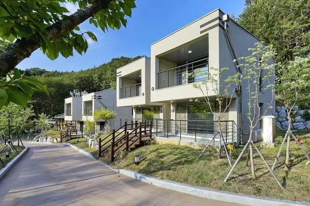 Geumgangsong Ecorium