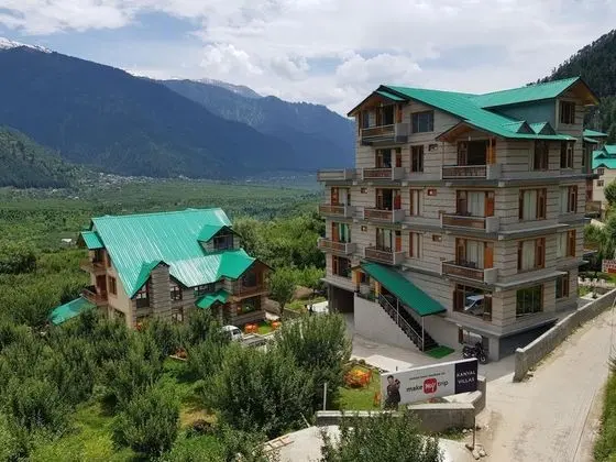 Gezellig Inn Tree Hill Cottages & Kanyal Villas - Dış Mekan