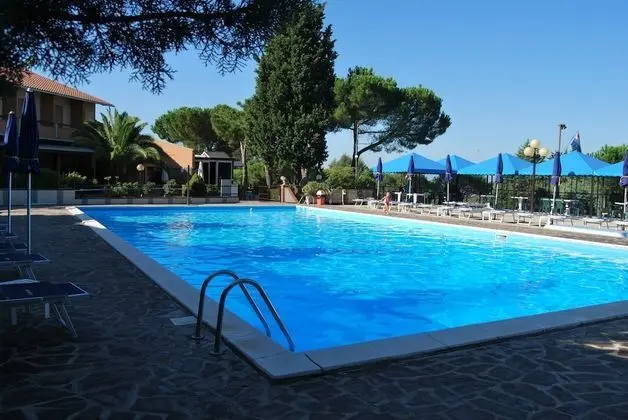Villaggio Albergo il Gabbiano - Havuz