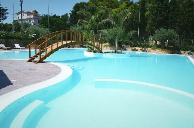 Villaggio Marinella - Havuz
