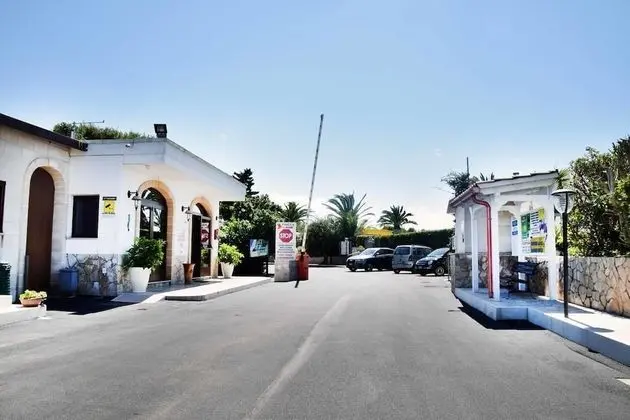 Villaggio Pineta al Mare - Campground - Dış Mekan