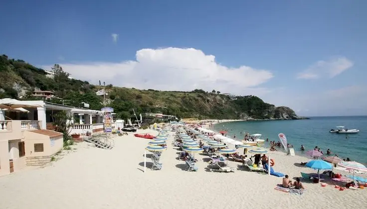 Villaggio Hotel Quattro Scogli - Plaj