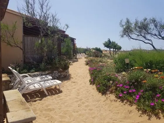 Hotel Villaggio Sabbie d'Oro - Dış Mekan