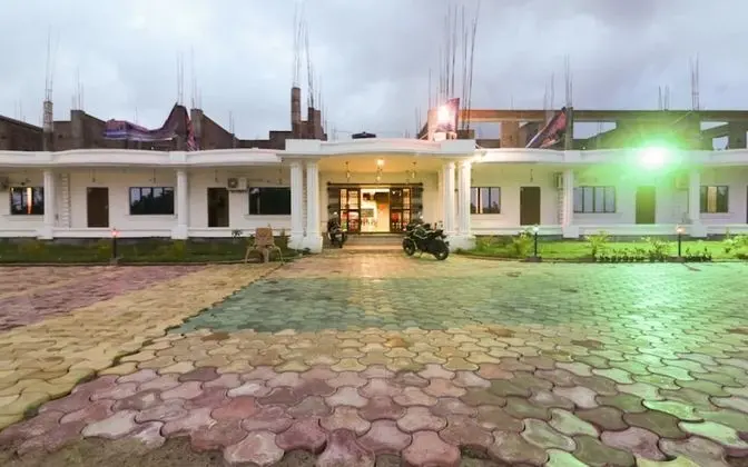 The Gharana Hotel and Resort - Dış Mekan