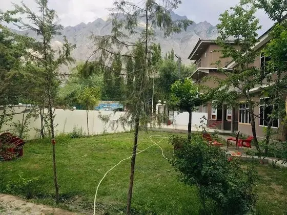 Ghasabrum Hotel