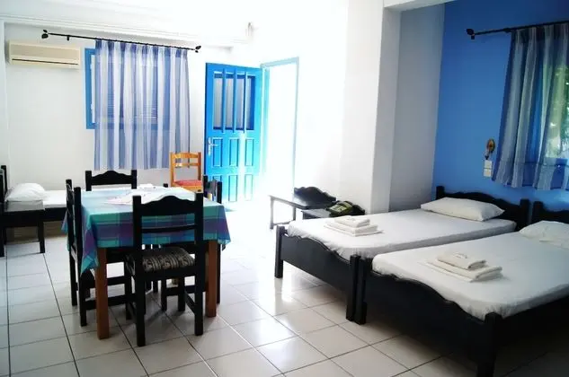 Giannis Hotel Apartments - Oda