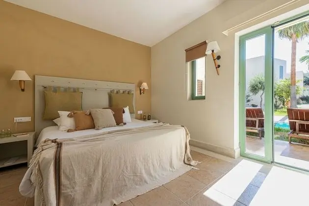 Giannoulis – Grand Bay Beach Resort - Adults Only - Oda