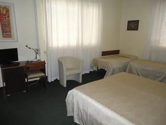 Giappone Inn Parking Hotel