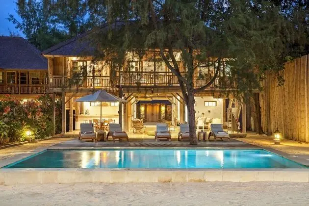 The Gili Beach Resort - Havuz