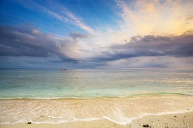 The Gili Beach Resort - Plaj