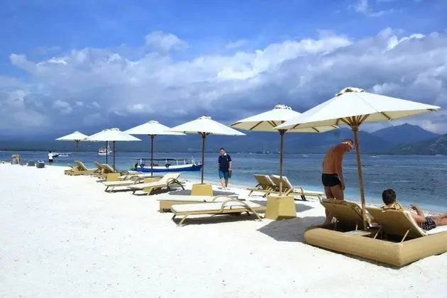 Gili Buana Hostel & Backpackers - Plaj
