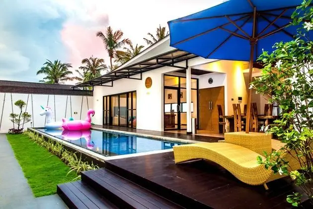 GILI KHAYANGAN VILLAS
