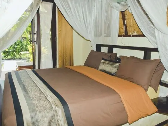 Gili Lumbung Bungalow - Oda