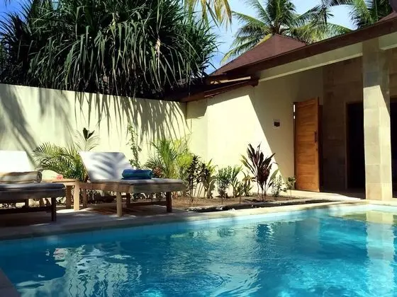 Gili Luxury Villa - Havuz