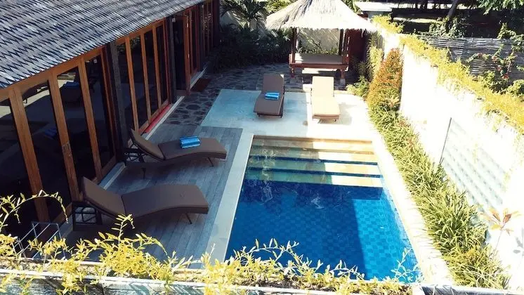 Gili Palms Villas - Havuz
