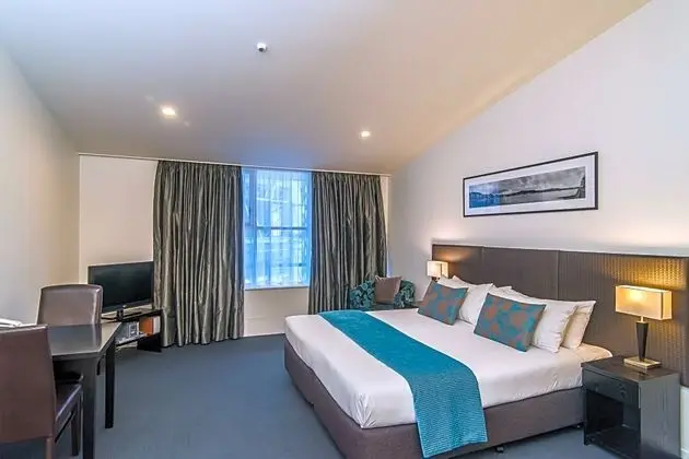 GILMER APARTMENT HOTEL