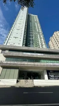 Gilmore Tower Suites By SMS Hospitality - Dış Mekan
