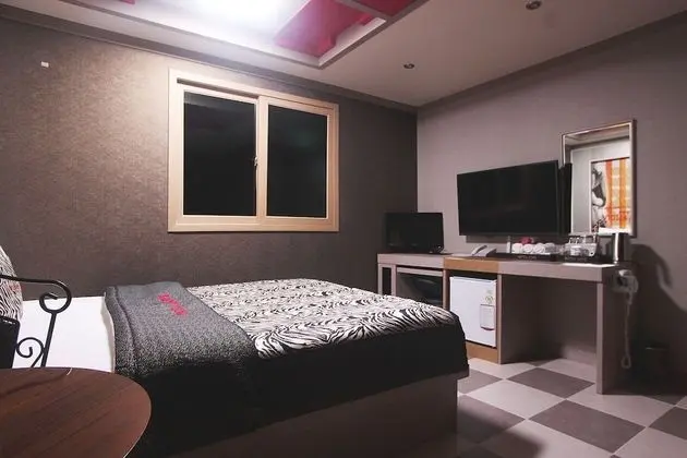 Gimcheon Love Self Check-in Motel - Oda