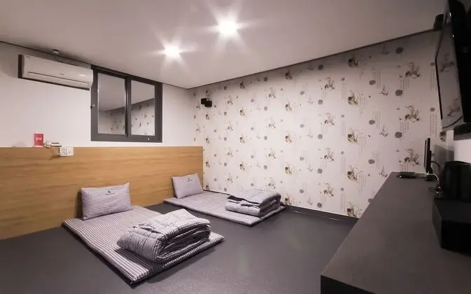 Gimhae Abangdong Hotel Amor - Oda