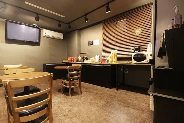 Gimhae Eobangdong Hotel The May - Misafir Tesisleri ve Hizmetleri
