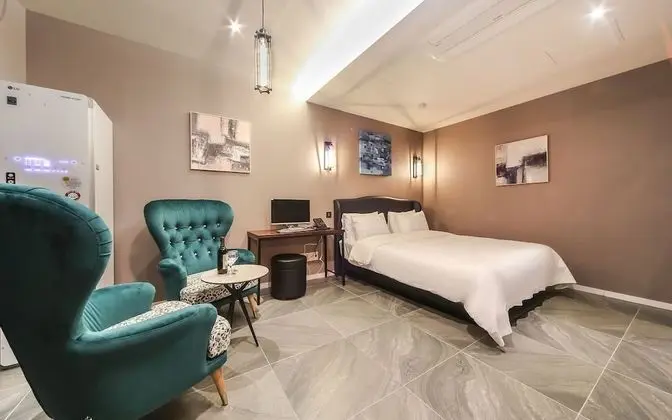 Gimhae Samgye Hotel Gain - Oda